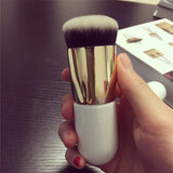 Chubby Artifact Portable Round Flat Brush