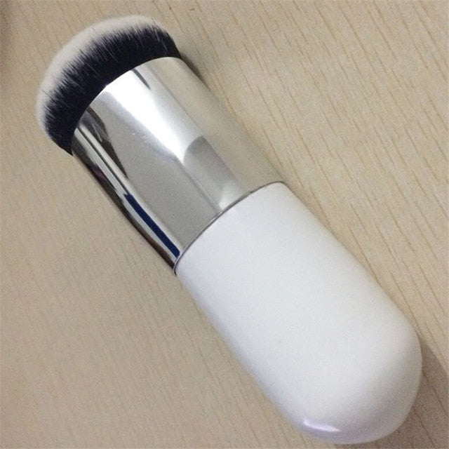 Chubby Artifact Portable Round Flat Brush