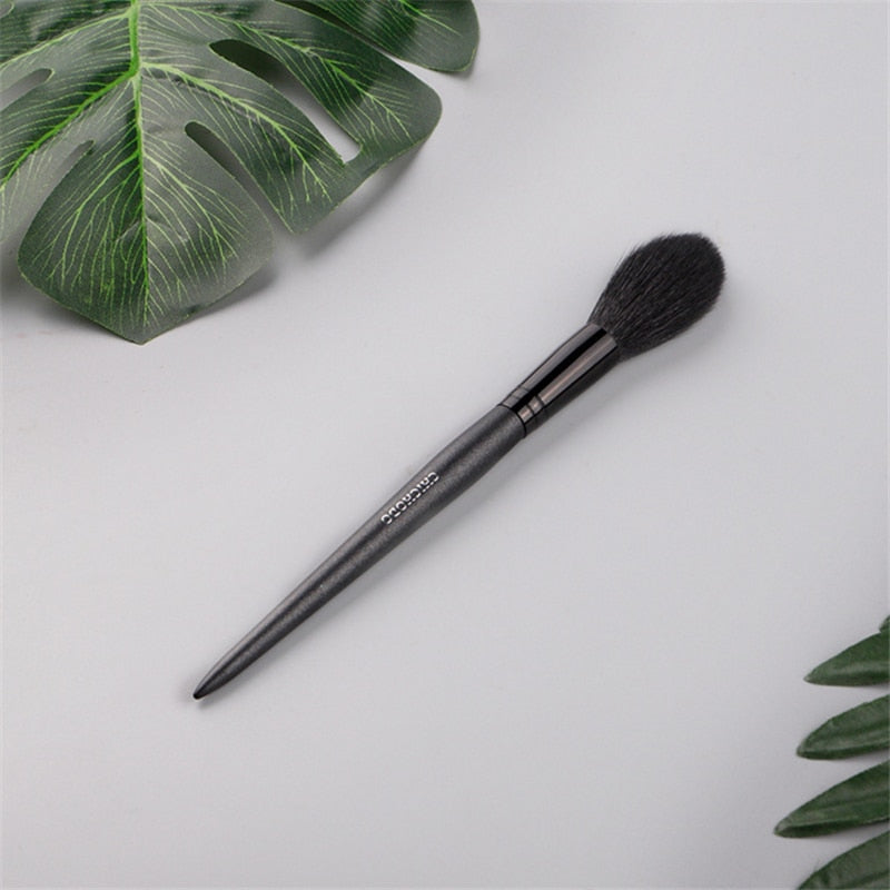 1 Pc Goat Hair Long Handle Face Makeup Brush